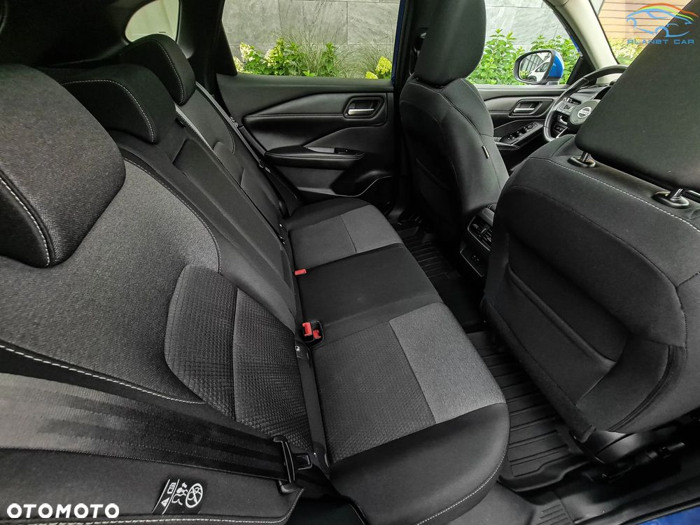 Nissan Qashqai 1.3 DIG-T N-Connecta DCT - 19