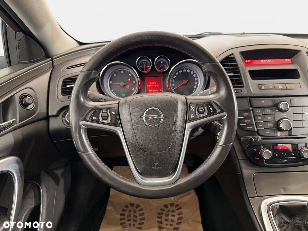 Opel Insignia - 12