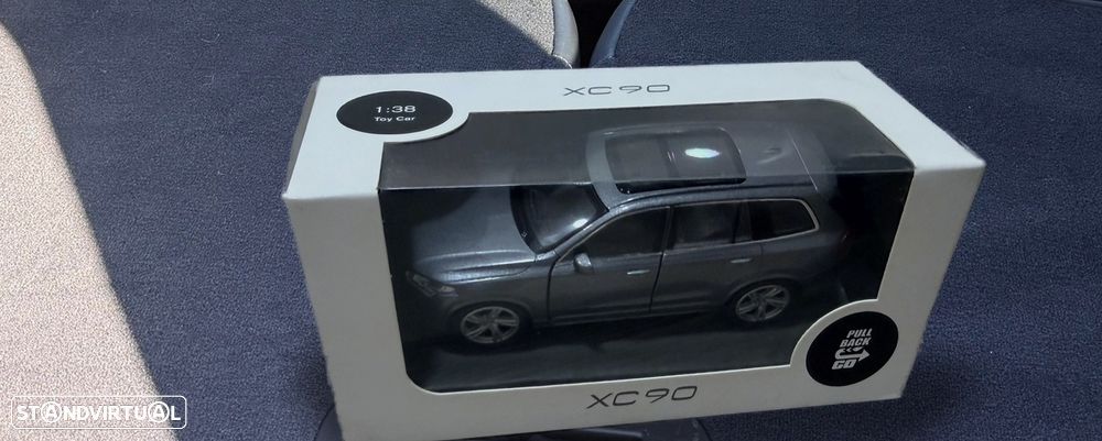 Volvo XC 90 2.0 B5 Inscription AWD - 31