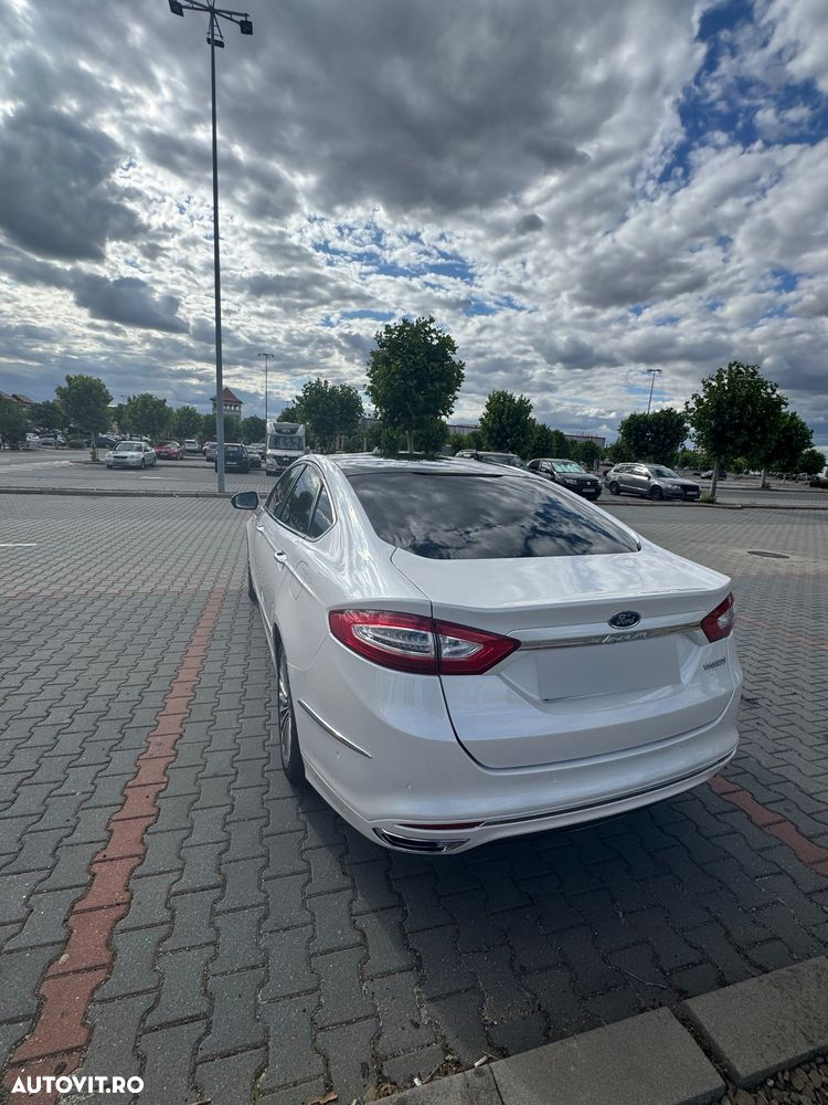 Ford Mondeo Vignale 2.0 Hybrid - 8