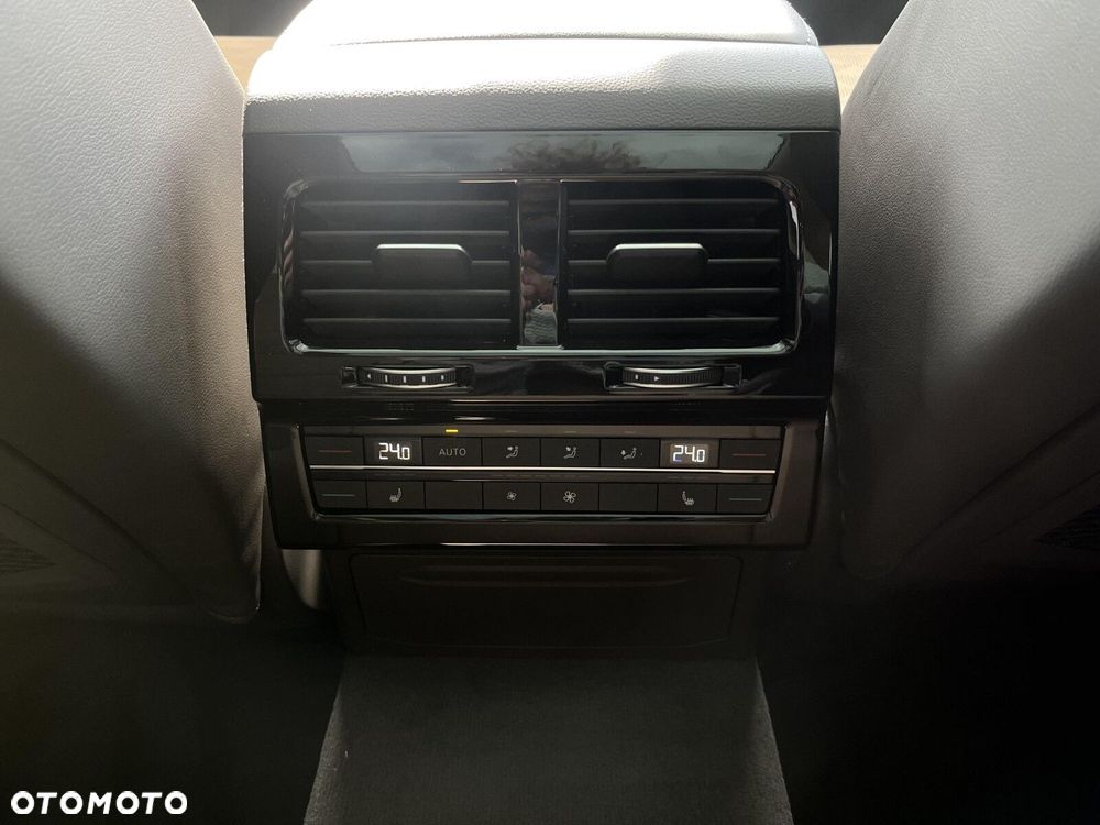Volkswagen Touareg 3.0 V6 TDI 4Motion Elegance - 23