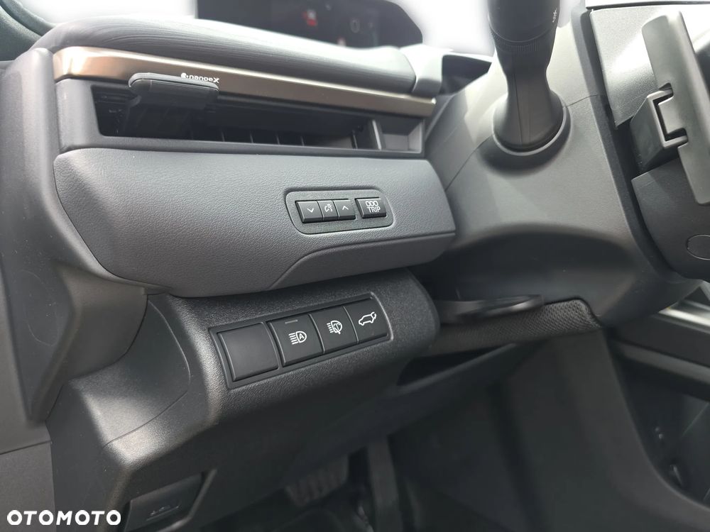 Toyota bZ4X 74.7kWh 4x4 Executive - 23