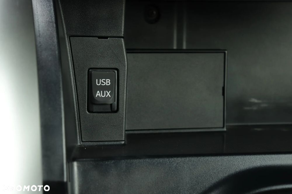 Toyota Auris 1.6 Life+ - 30