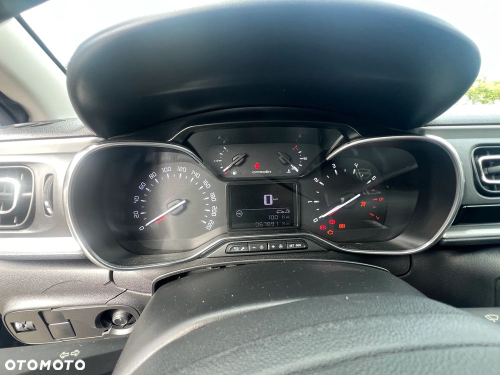 Citroën C3 1.2 PureTech Shine - 16