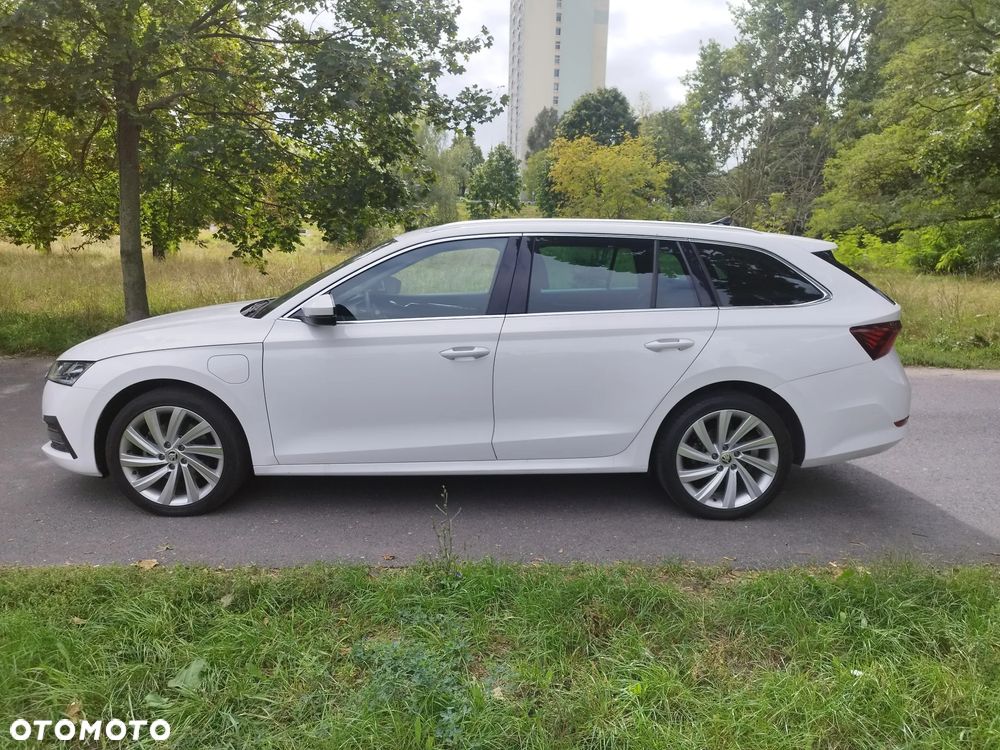Skoda Octavia 1.4 TSI Plug-In Hybrid Style DSG - 2