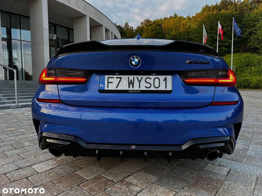 BMW Seria 3 330i M Sport - 8