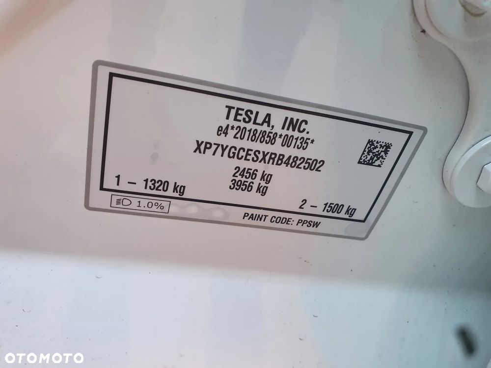 Tesla Y Long Range RWD - 19