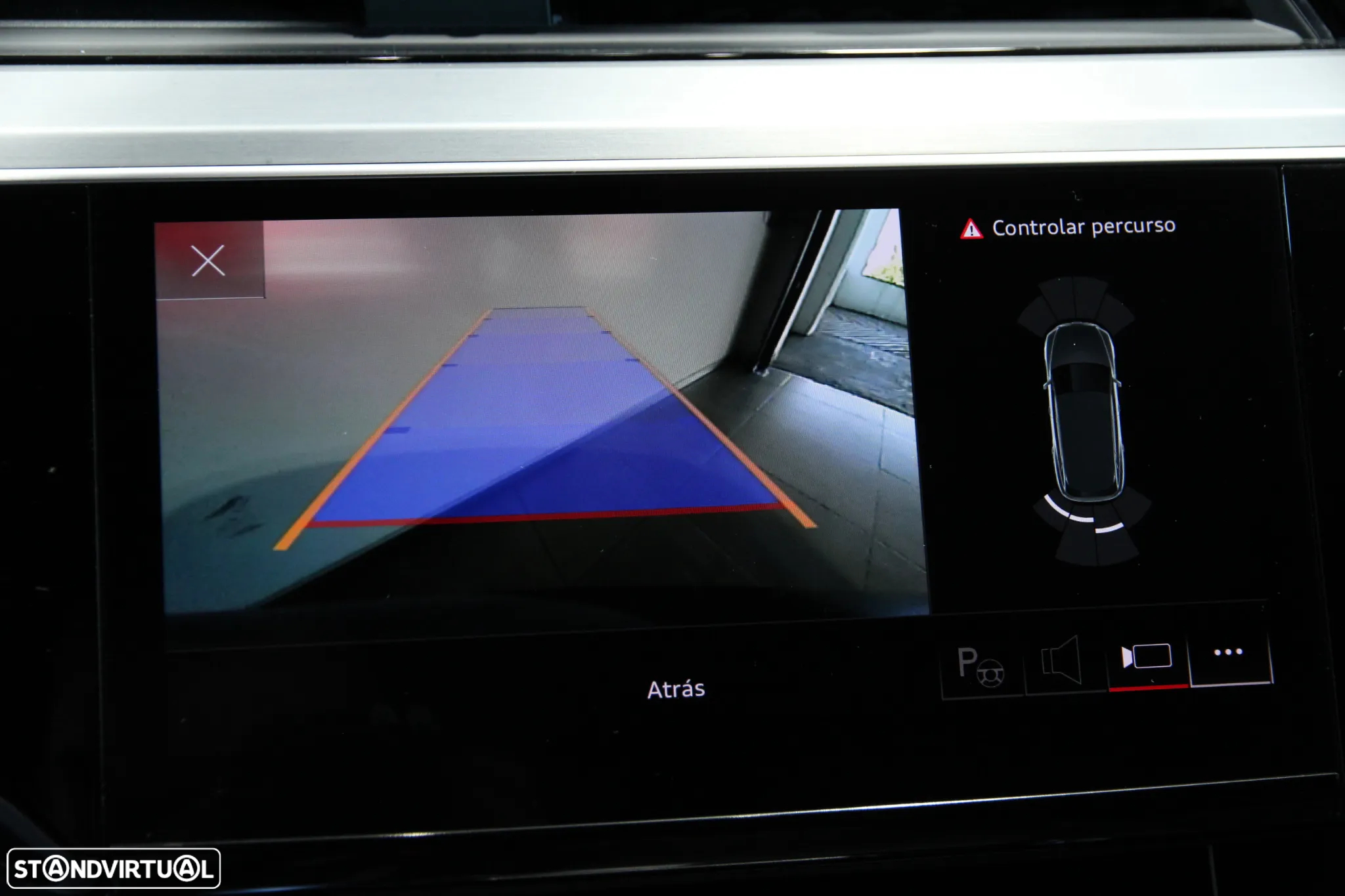 Audi Q8 e-Tron 50 quattro S line - 29