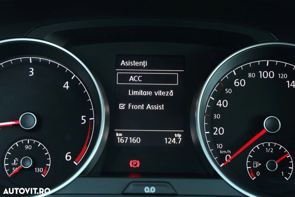 Volkswagen Golf 2.0 TDI DSG Comfortline - 18