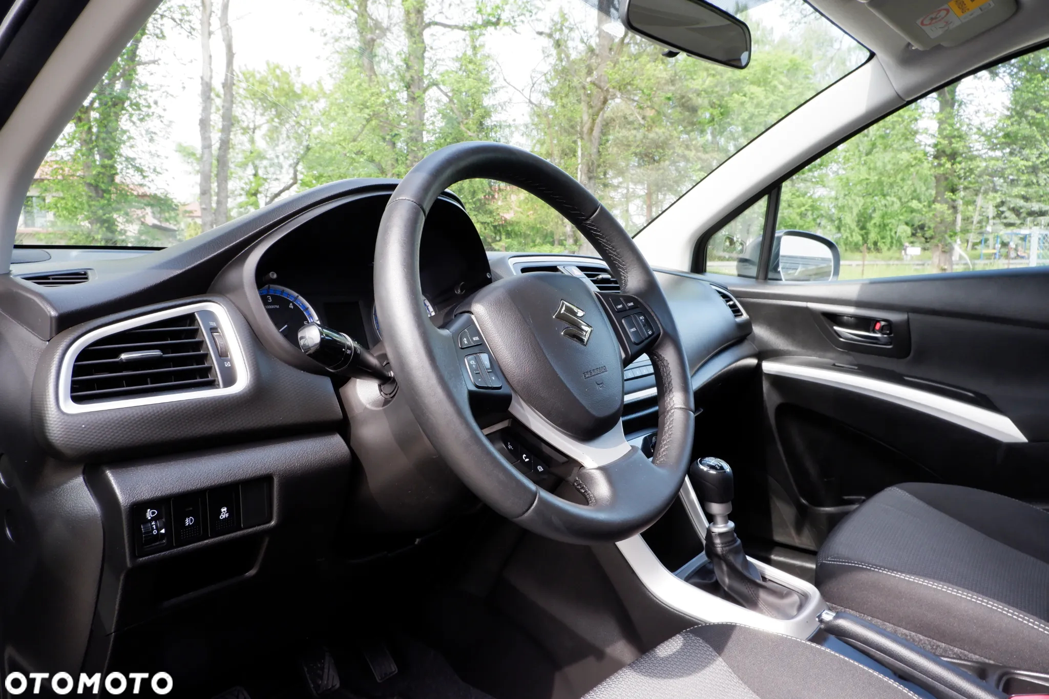 Suzuki SX4 S-Cross 1.6 DDiS 4x2 Comfort - 24