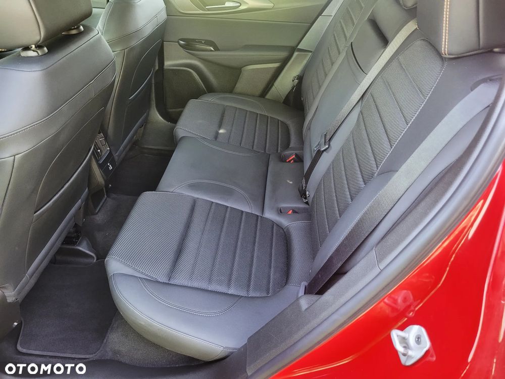 Alfa Romeo Tonale 1.5 T4 GSE mHEV TI DCT - 30