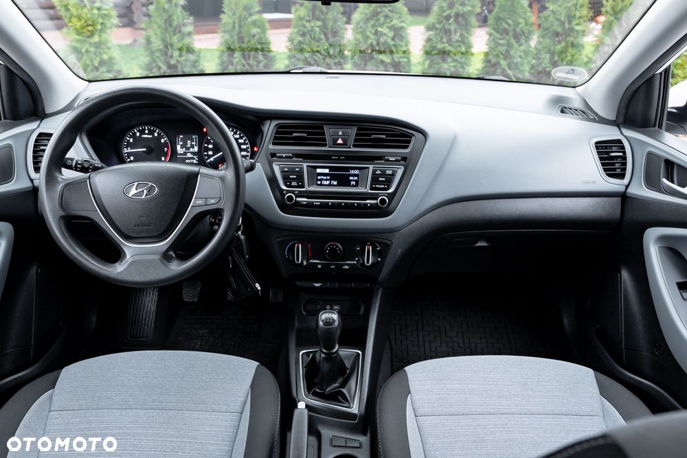 Hyundai i20 1.2 - 28