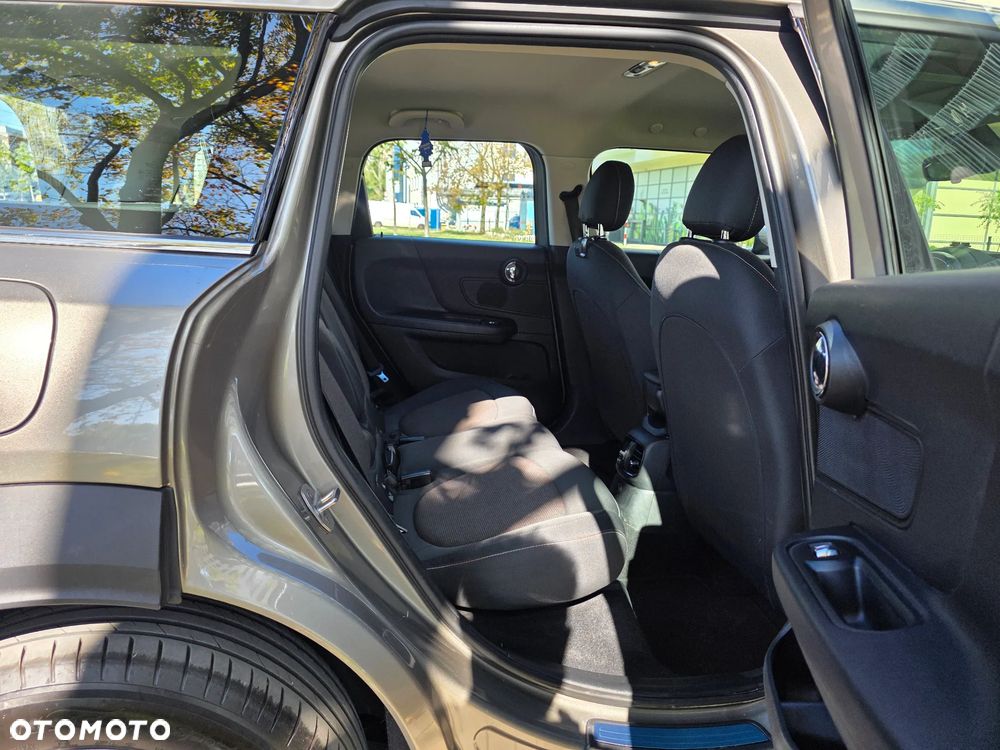 MINI Countryman Cooper D ALL4 - 34