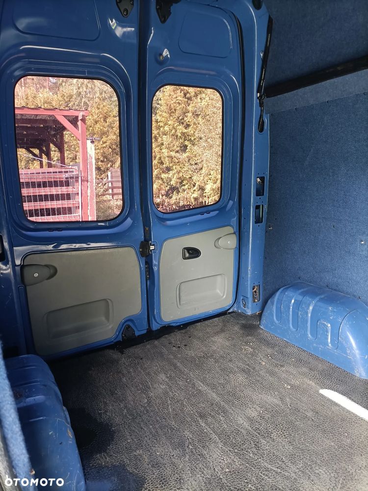 Opel Vivaro - 11