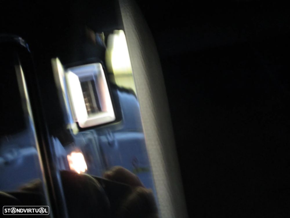 Peugeot e-208 50 kWh Allure Pack - 40