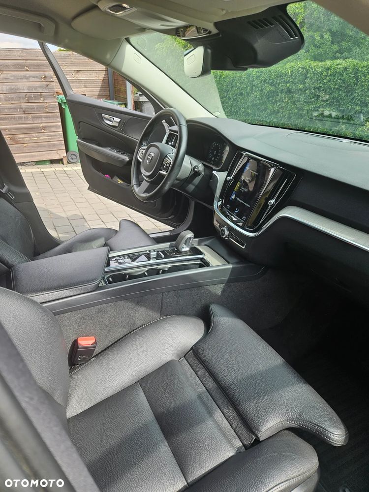 Volvo V60 Cross Country Pro B5 B AWD - 16