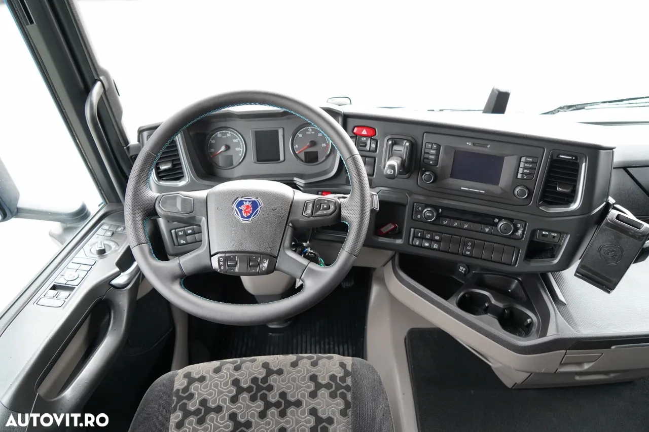 Scania R 450 / RETARDER / ADR COMPLET / AER CONDIȚIONAT PARCARE / 2022 / DUPĂ CONTRACT DE SERVICE GOLD / - 26