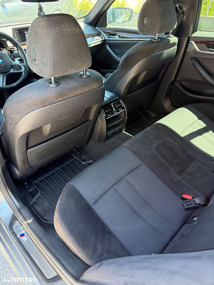 BMW Seria 5 530i xDrive AT - 8