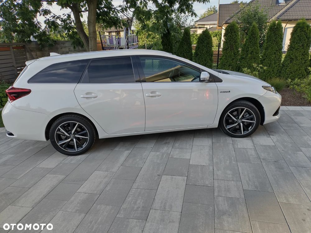 Toyota Auris Hybrid 135 Prestige - 18