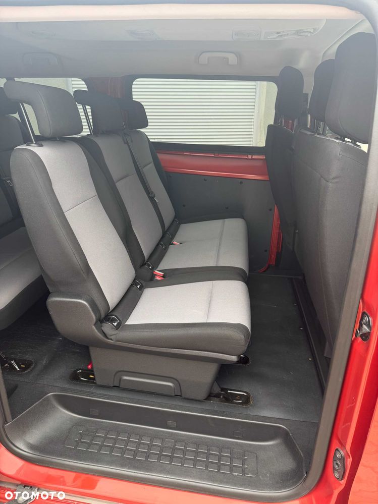 Peugeot Traveller - 5