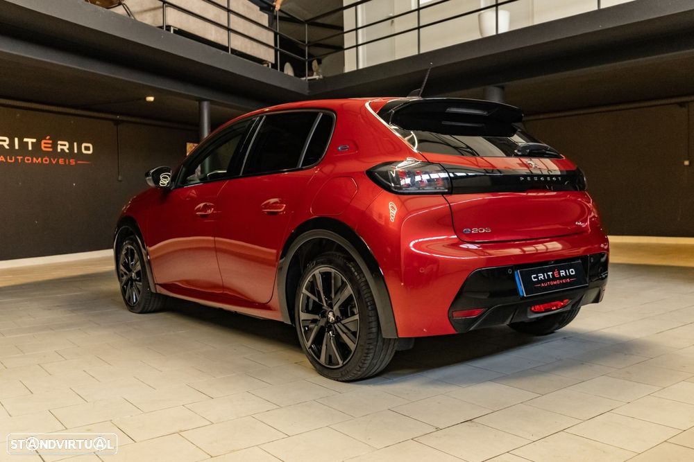 Peugeot e-208 50 kWh GT Pack - 24