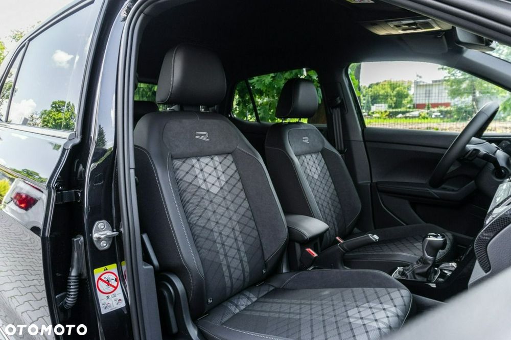 Volkswagen T-Cross - 26