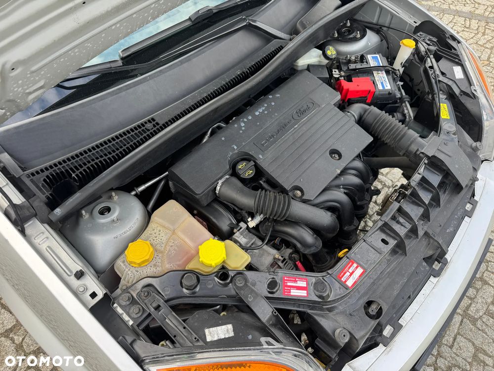 Ford Fusion 1.6 Elegance - 36