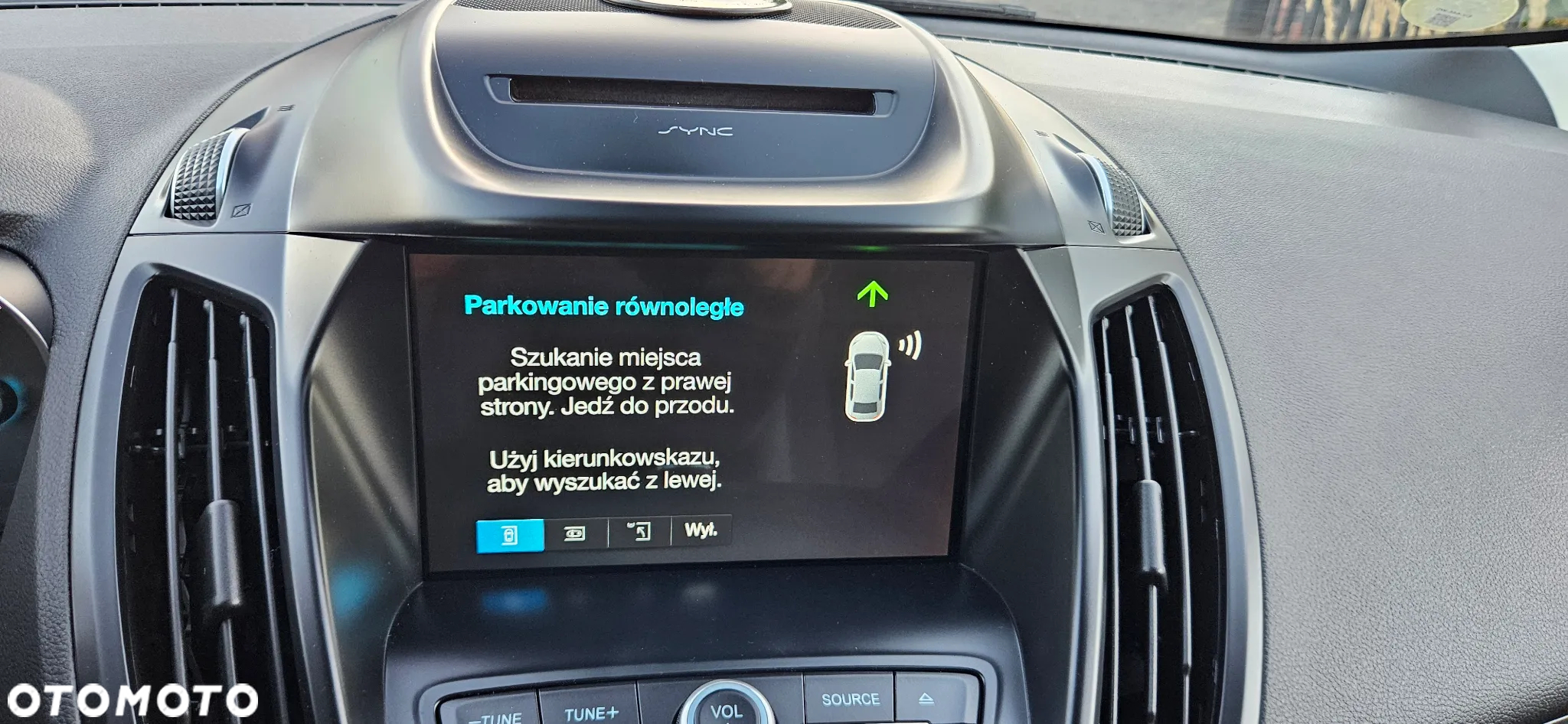 Ford Kuga 2.0 TDCi 2x4 Titanium - 20