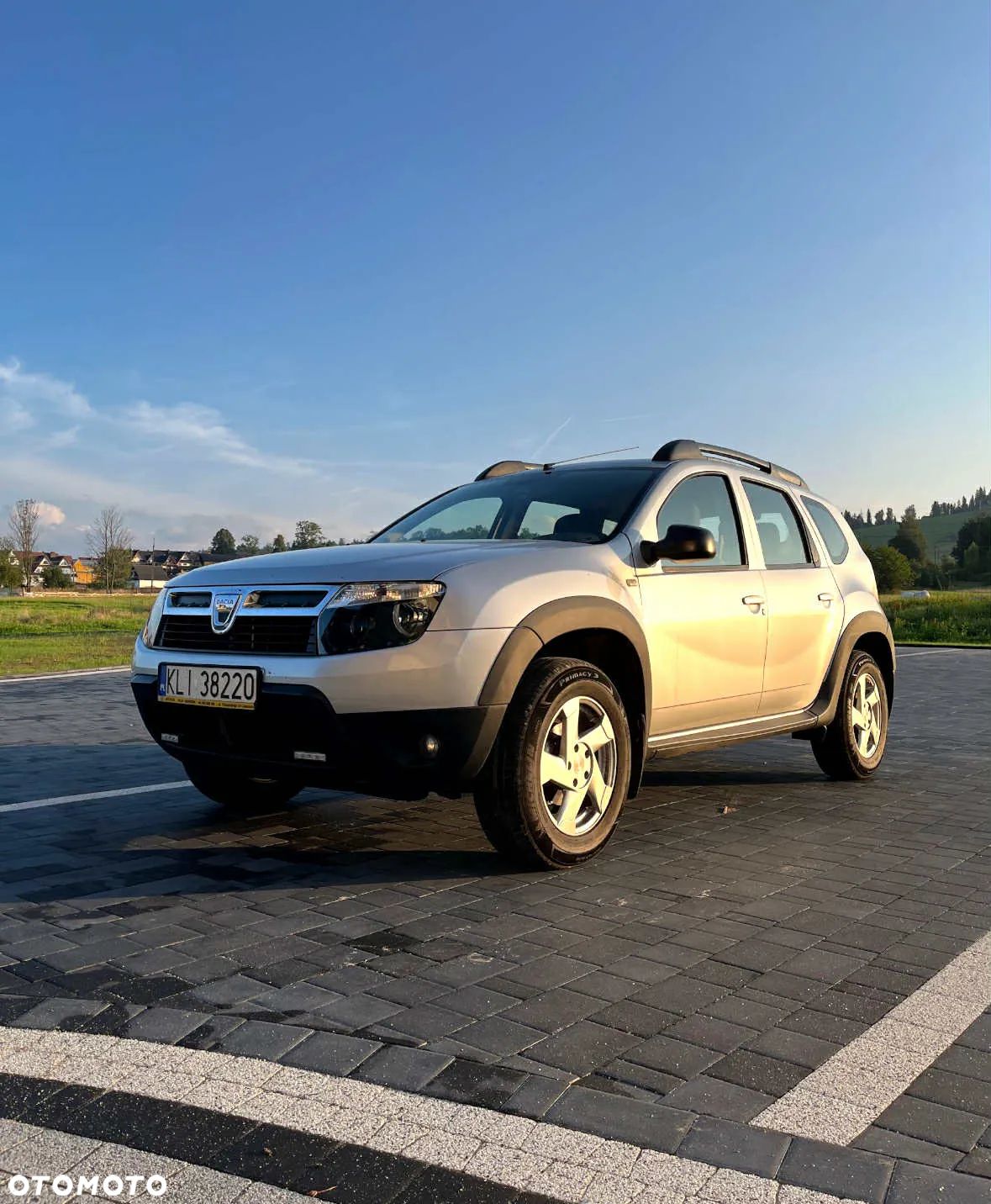 Dacia Duster 1.6 Laureate 4x4 - 1