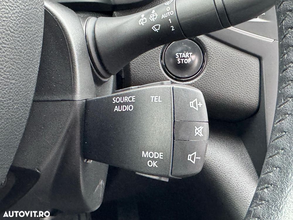 Renault Megane ENERGY dCi 110 EDC LIMITED - 23