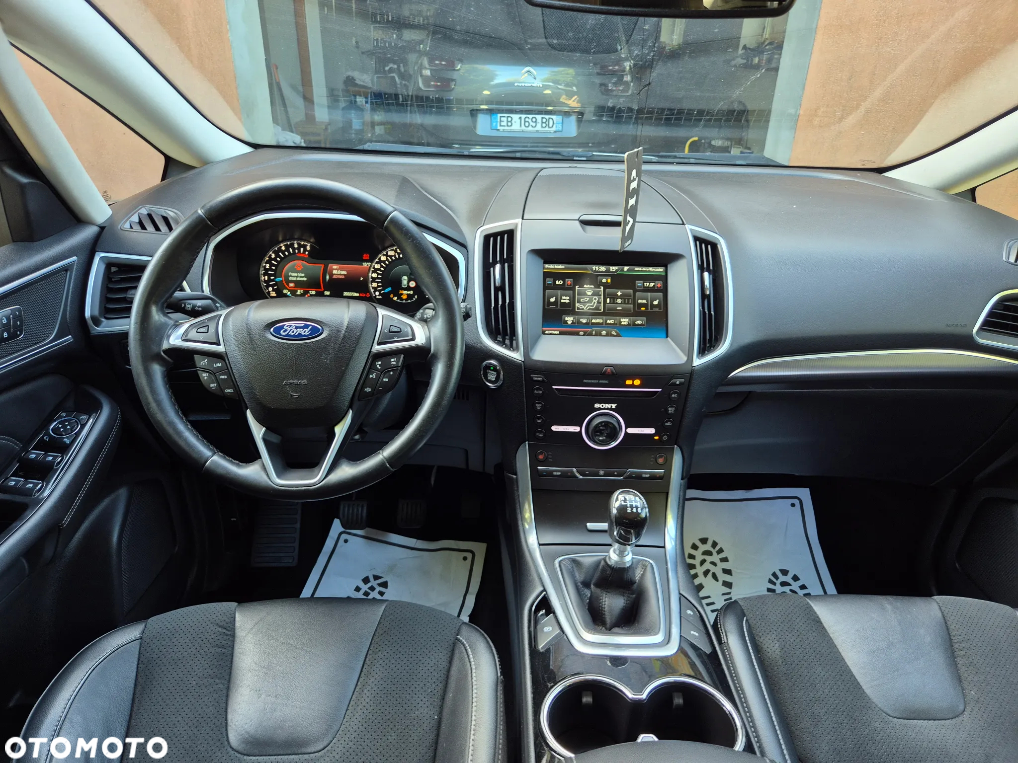 Ford S-Max 2.0 TDCi Titanium - 26