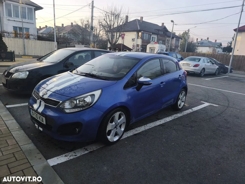 Kia Rio 1.4 CRDI Fifa World Cup Edition - 2