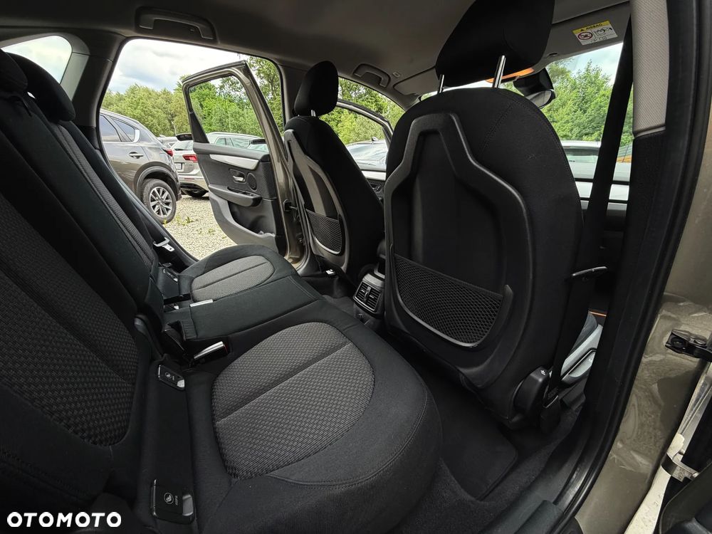 BMW Seria 2 218d Sport-Aut Advantage - 19