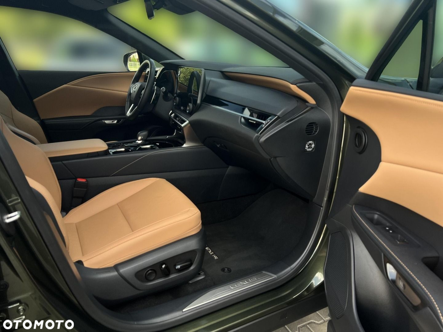 Lexus RX - 21