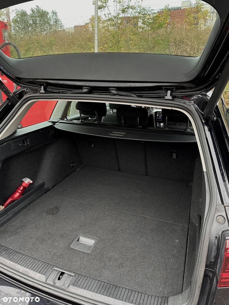 Volkswagen Passat 2.0 TDI SCR Business DSG - 11