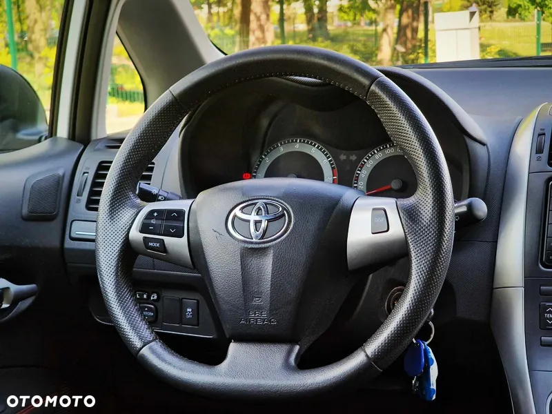 Toyota Auris 1.6 Edition - 15
