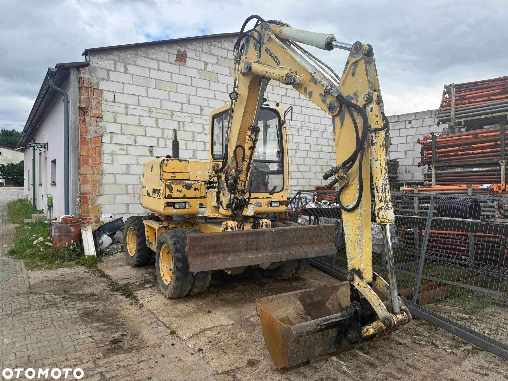 Komatsu PW95 - 1