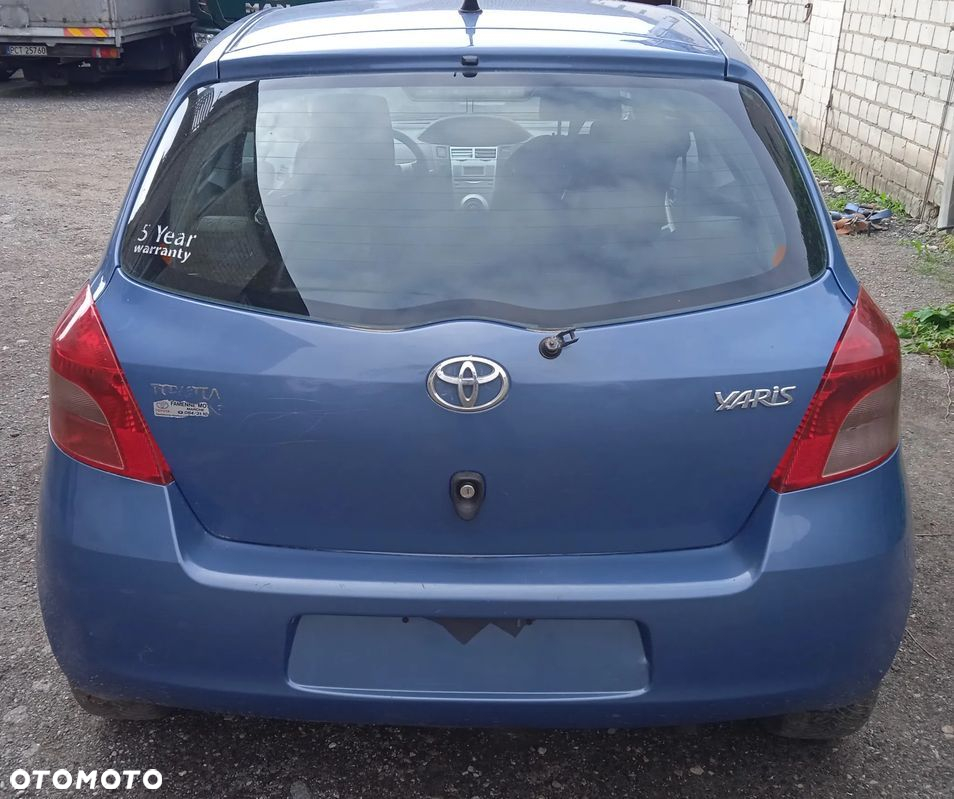 Na części Toyota Yaris II 1.4 D 8T1 Silnik Skrzynia Maska Zderzak Drzwi Klapa Szyba - 5