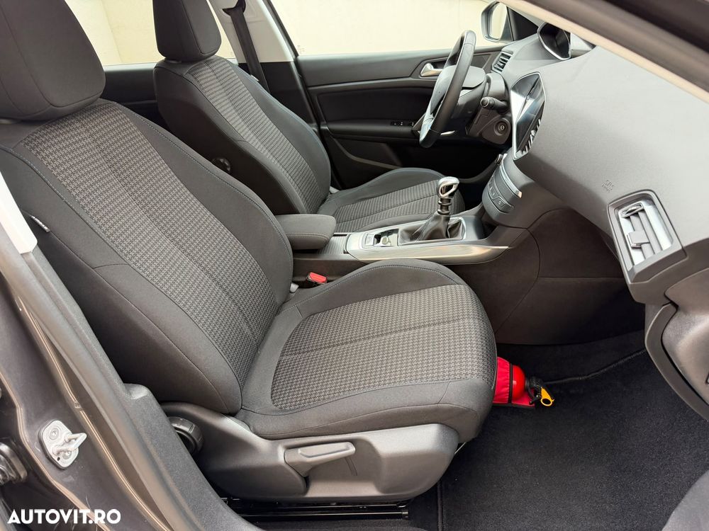 Peugeot 308 PureTech 110 Stop & Start Style - 10