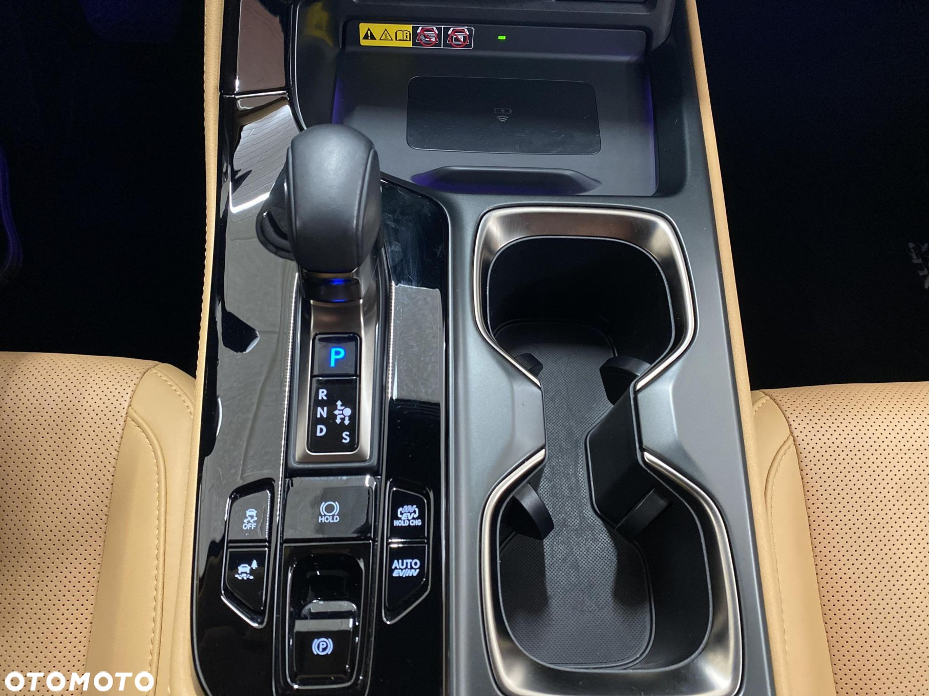 Lexus NX - 19
