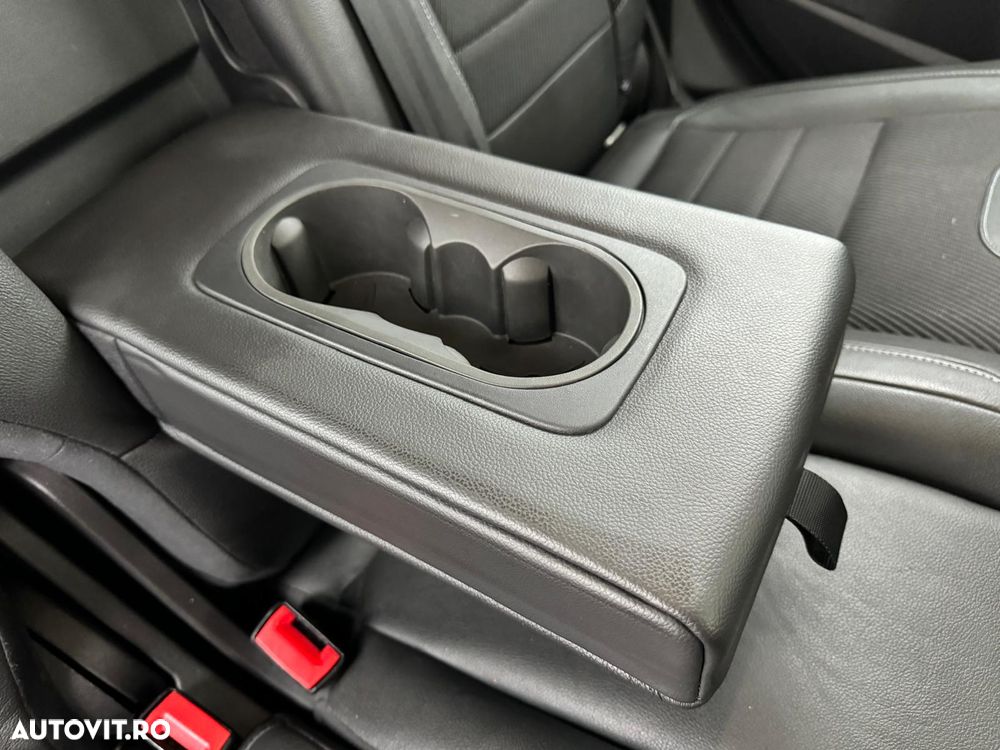 Ford Kuga 1.6 EcoBoost 2x4 Titanium - 17