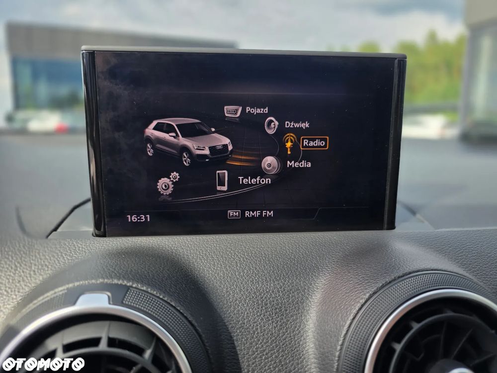 Audi Q2 30 TFSI Sport - 19