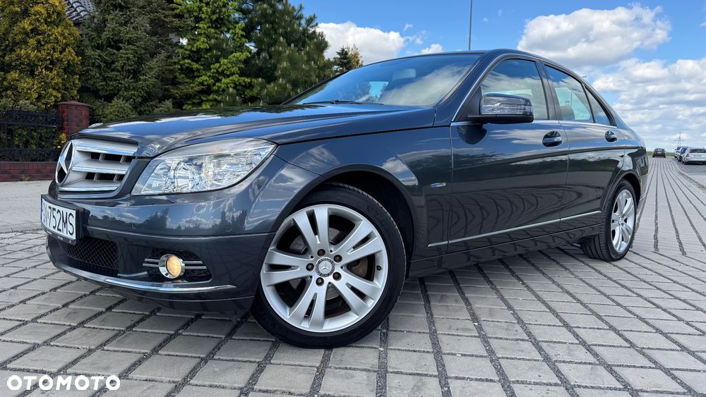 Mercedes-Benz Klasa C 180 CGI Automatik BlueEFFICIENCY Avantgarde - 5