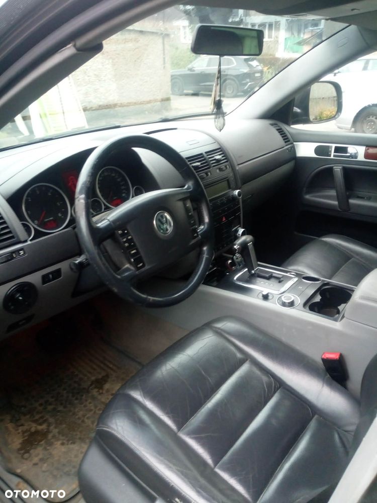 Volkswagen Touareg - 6