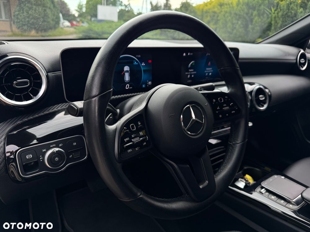 Mercedes-Benz CLA 200 d 8G-DCT Progressive - 5