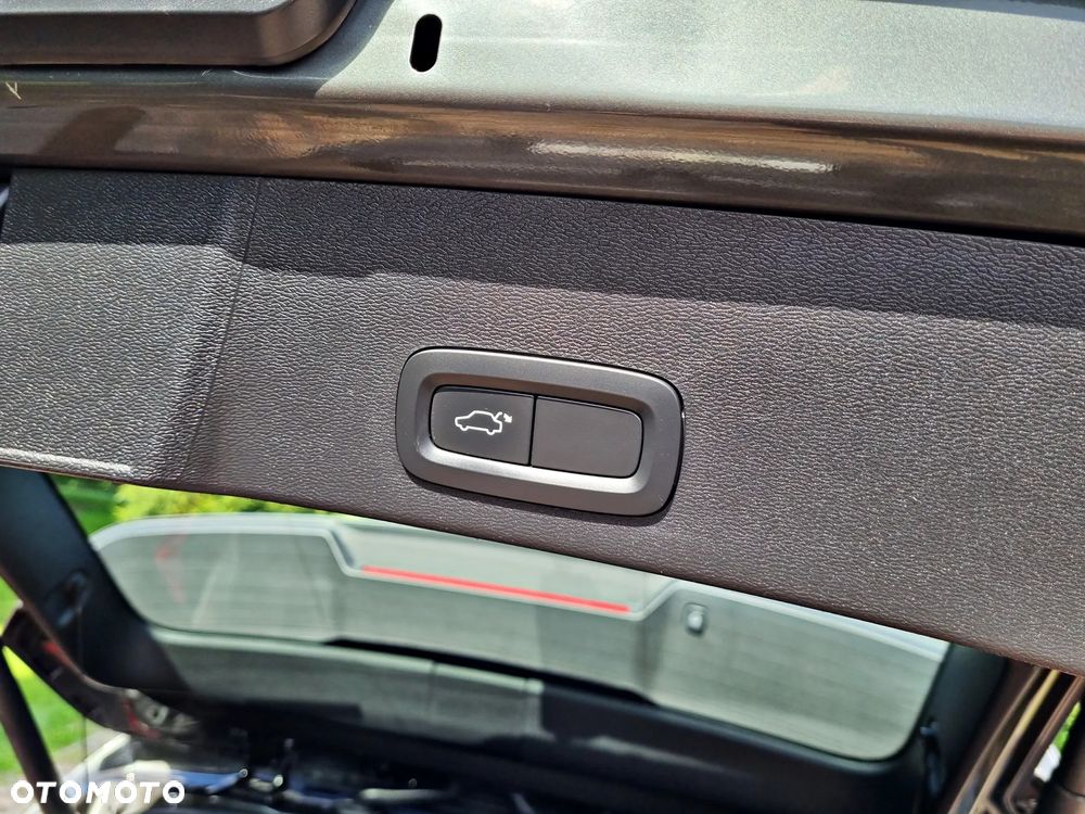 Volvo XC 40 T5 AWD Inscription - 18