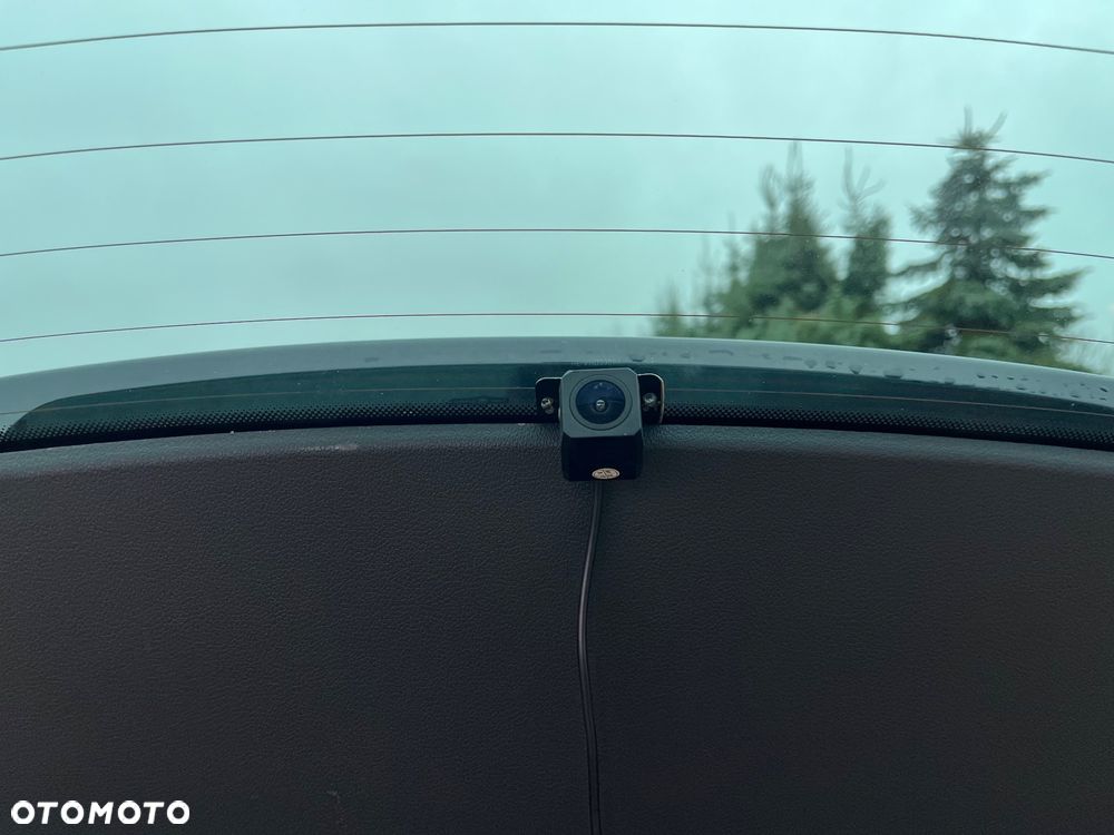 Skoda Octavia 2.0 TDI DSG RS - 32