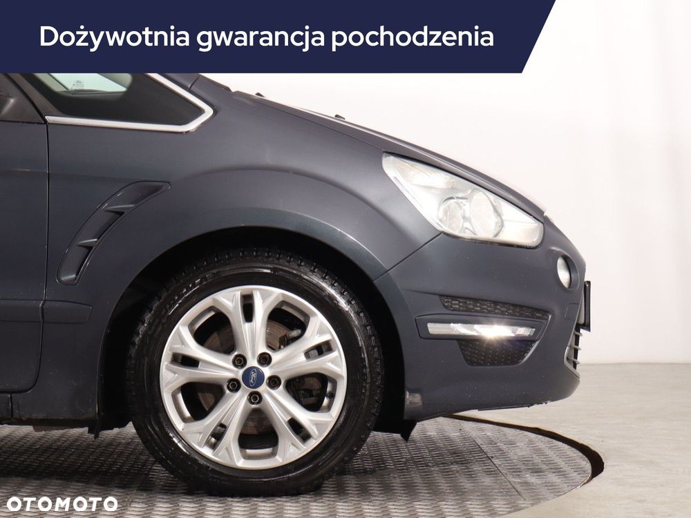 Ford S-Max - 17