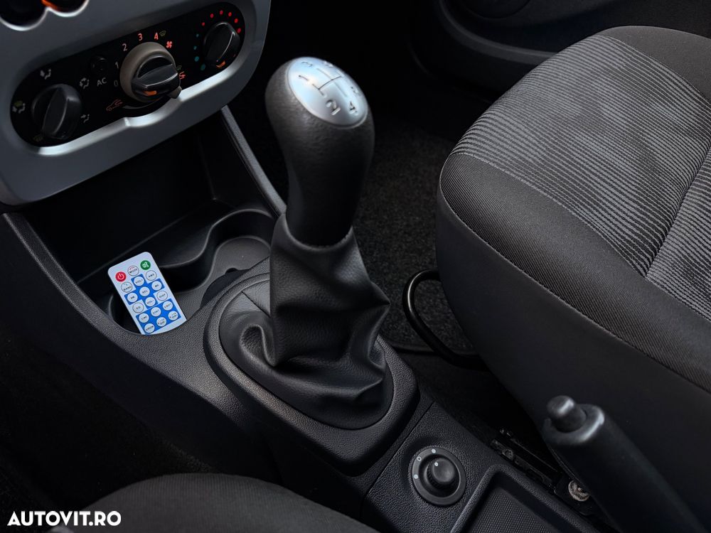 Dacia Sandero 1.4 MPI Laureate - 32