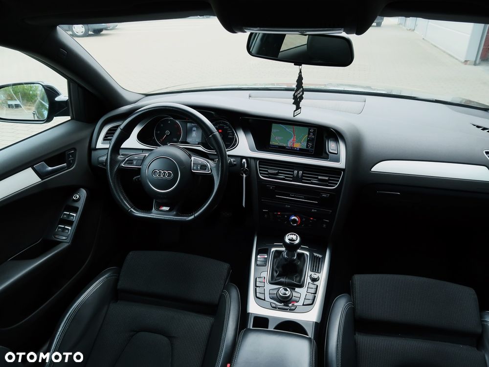 Audi A4 Avant 2.0 TDI DPF S line Sportpaket - 29